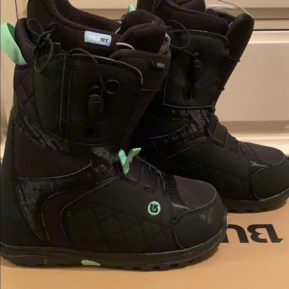 Burton Mint Women’s Snowboarding Boots